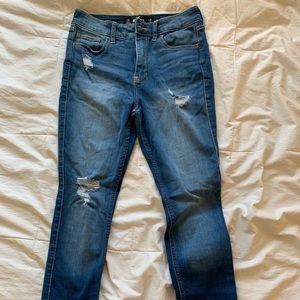High Rise Distressed Hollister Jeans